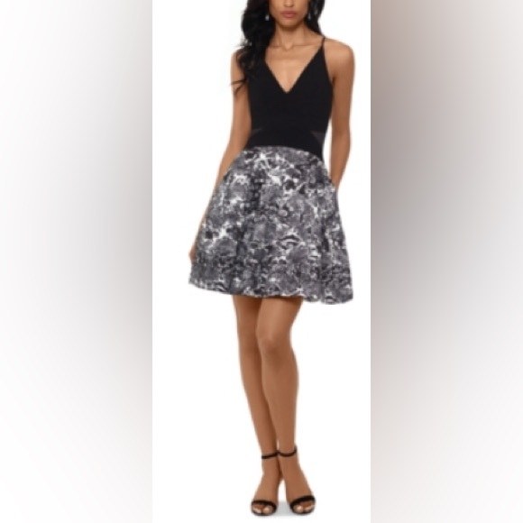 Xscape Size 6 Black A-Line V-Neck Reptile Print Bodice Pleated Lined Tulle Dress - Picture 1 of 16